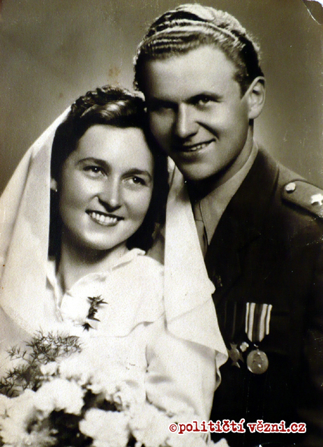 Antonín Husník s manželkou v roce 1949